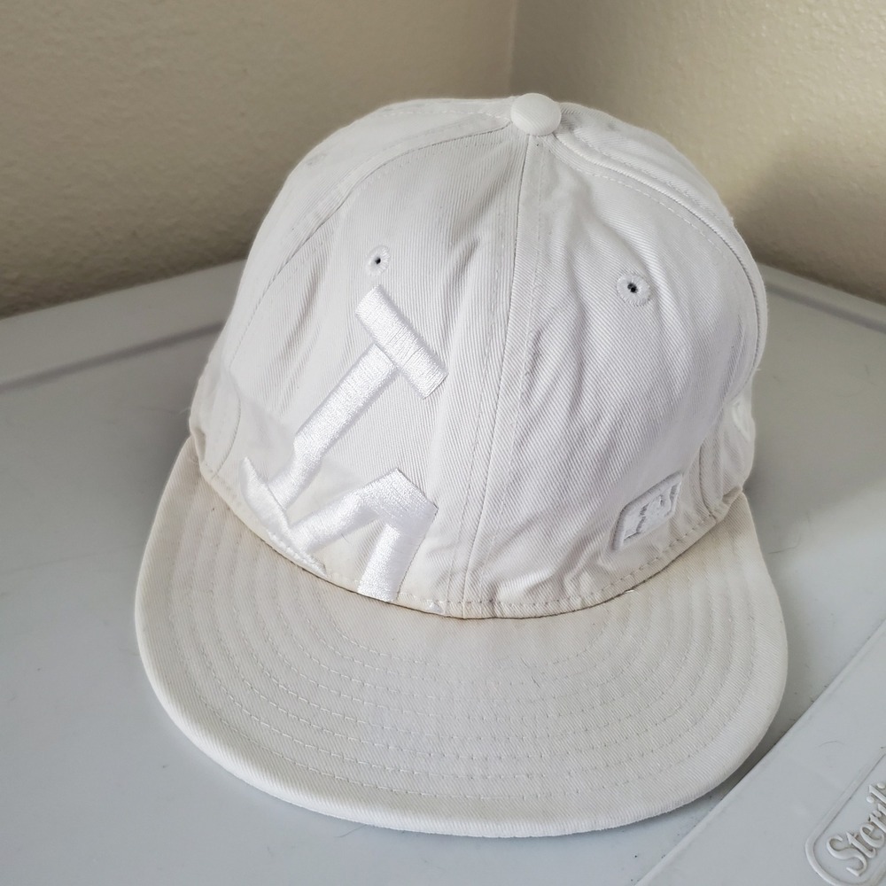 New Era 59FIFTY Los Angeles Dodgers Fitted Hat White on White Mens Size 7 1/2